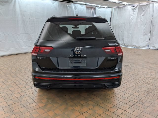 Used 2024 Volkswagen Tiguan SE R-Line w/ MDO Package, Two-Row AWD/4WD image 6