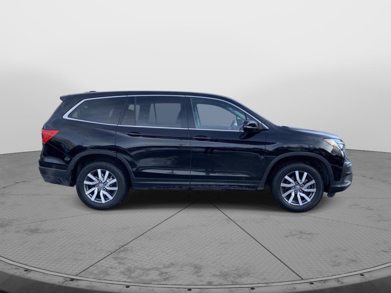 Used 2022 Honda Pilot EX-L image 2