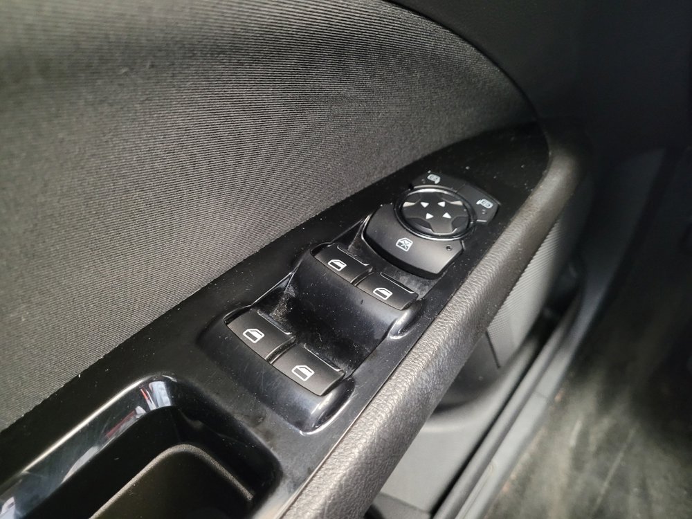 Used 2014 Ford Fusion SE w/ Equipment Group 201A FWD image 27