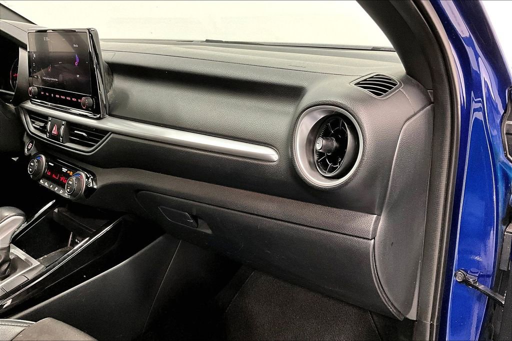 Used 2024 Kia Forte GT-Line image 19