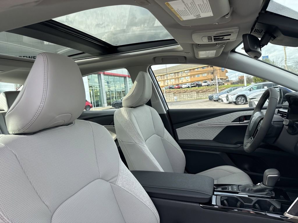 New 2026 Toyota Camry XLE FWD image 5