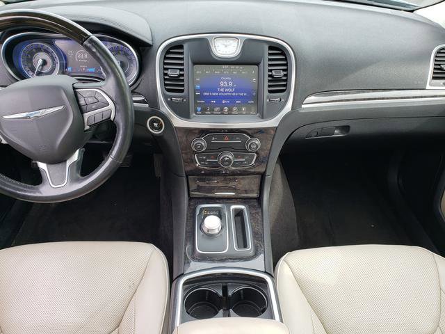 Used 2016 Chrysler 300 C w/ Harman/Kardon Audio Group image 17