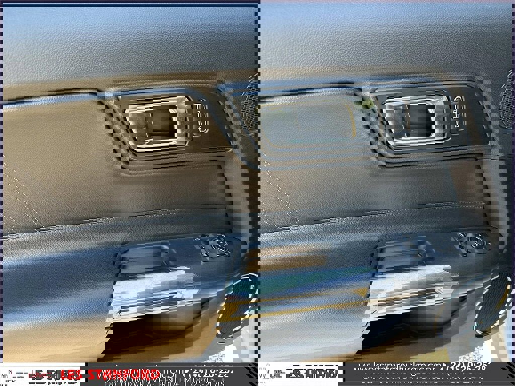 Used 2018 Ford Mustang GT Premium image 15