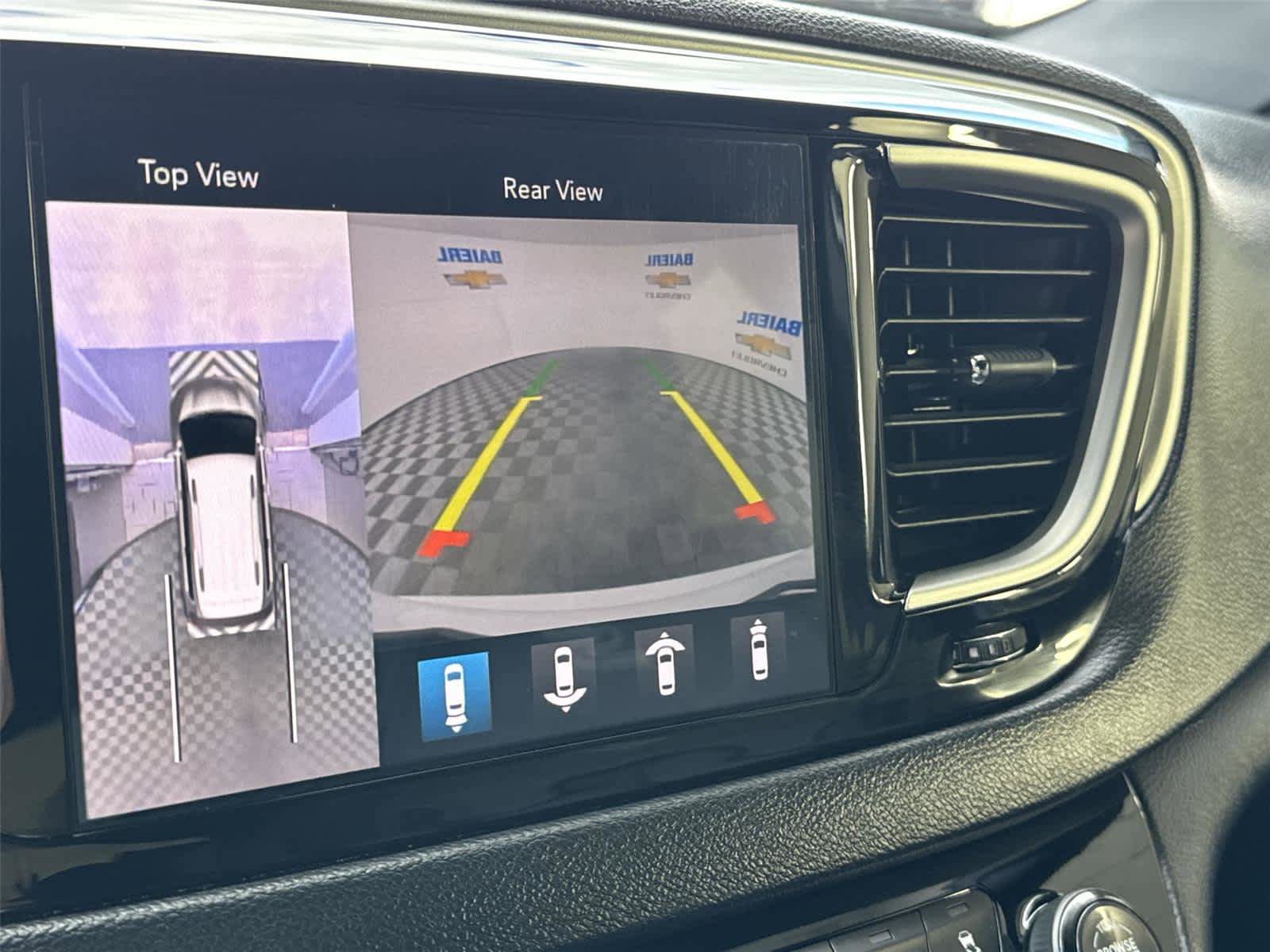 Used 2020 Chrysler Pacifica Touring-L w/ Advanced Safetytec Group AWD/4WD image 16