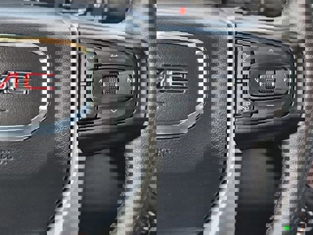 Used 2020 GMC Sierra 1500 SLT image 29