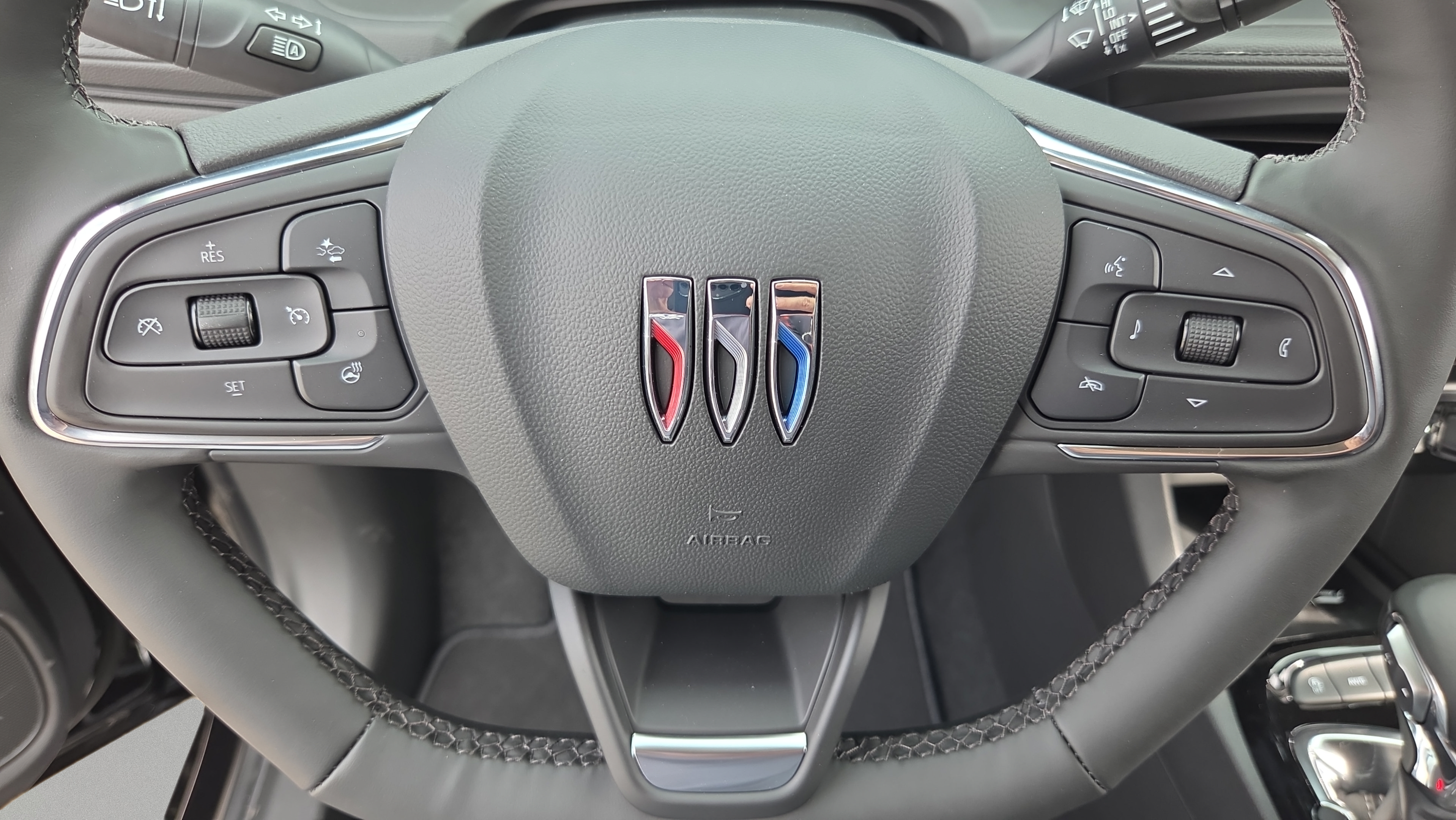 New 2026 Buick Encore GX Sport Touring w/ Advanced Technology Package AWD/4WD image 14