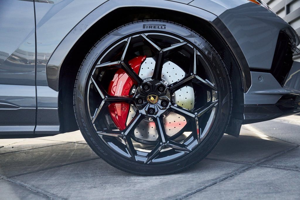 Used 2024 Lamborghini Urus Performante image 27