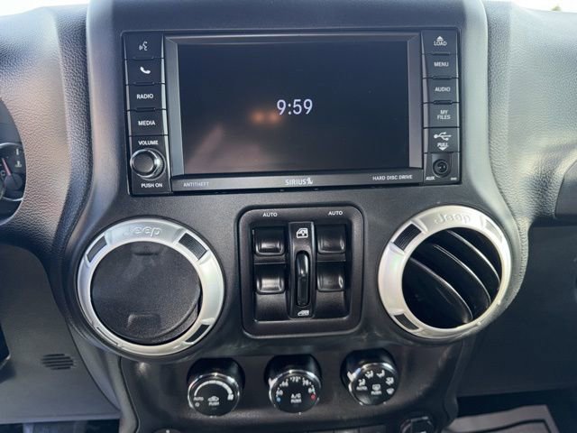 Used 2018 Jeep Wrangler Unlimited Sahara w/ Max Tow Package image 16