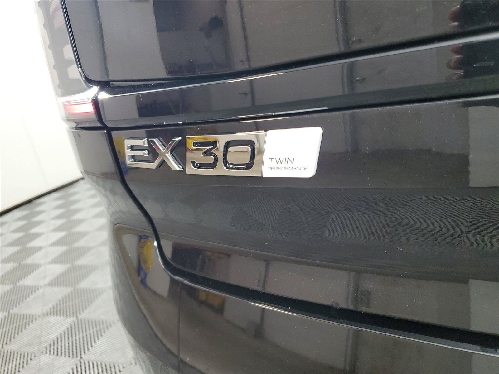 New 2026 Volvo EX30 Ultra w/ Climate Package AWD/4WD image 7