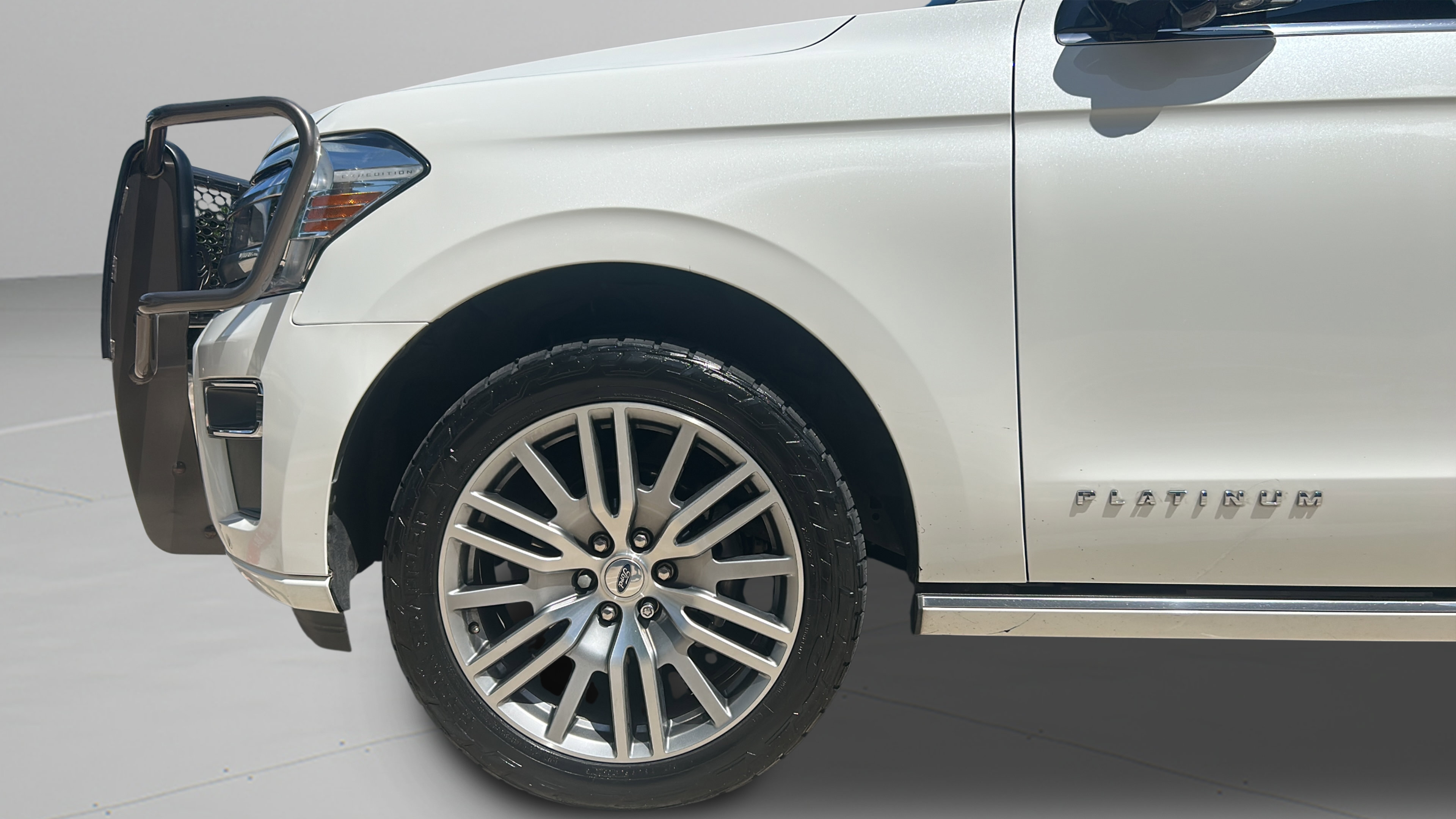 Used 2022 Ford Expedition Max Platinum AWD/4WD image 36