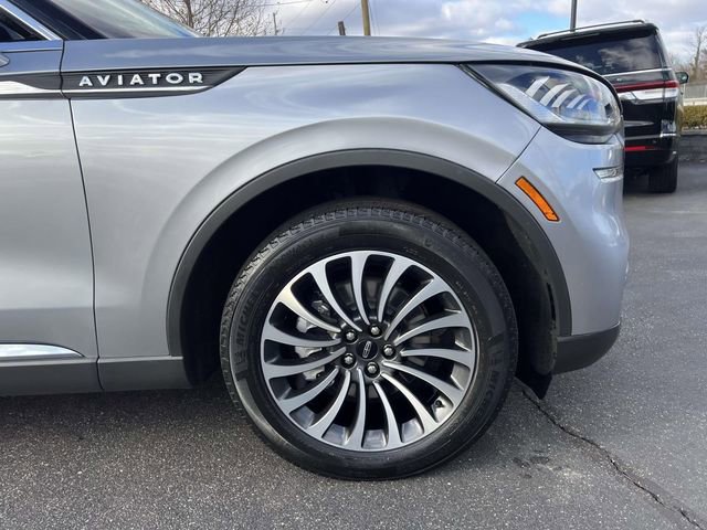 Certified 2023 Lincoln Aviator AWD w/ Premium Package image 6