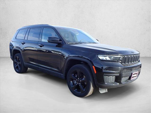 Used 2022 Jeep Grand Cherokee L Laredo image 6
