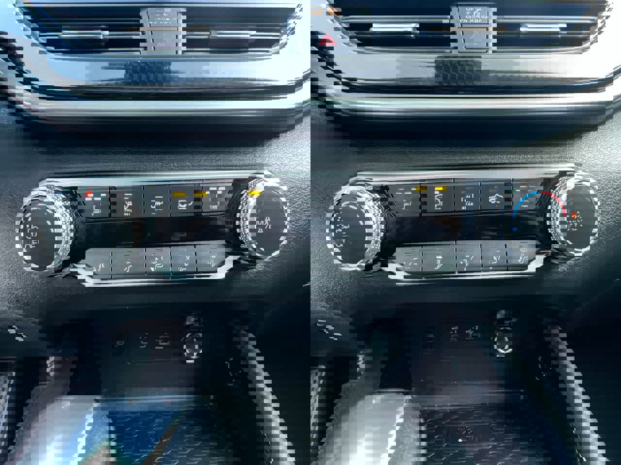 Used 2023 Nissan Altima 2.5 SR w/ SR Premium Package image 19