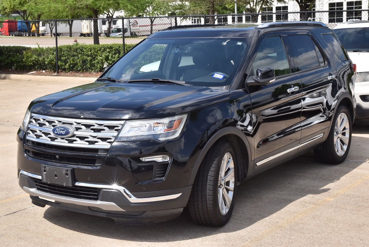 Used 2019 Ford Explorer Limited w/ Class III Trailer Tow Package image 2
