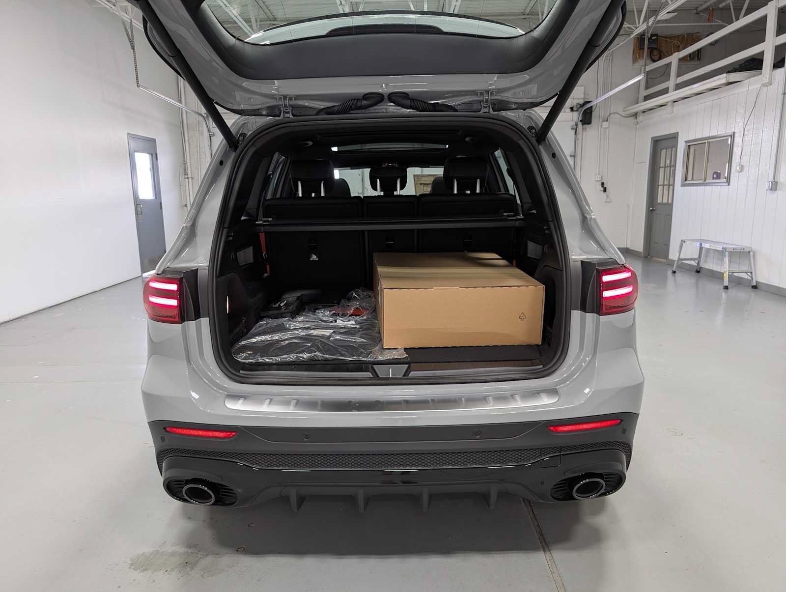 New 2026 Mercedes-Benz GLB 35 AMG 4MATIC image 23