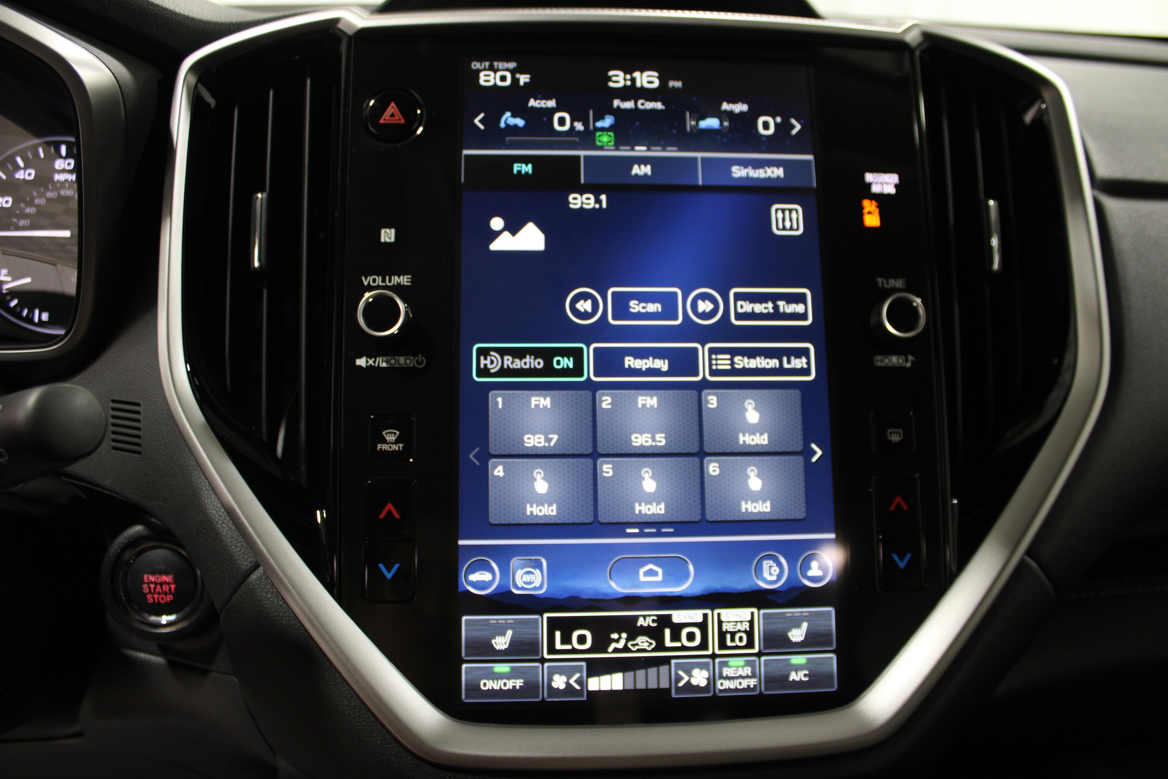 New 2025 Subaru Ascent Limited image 14