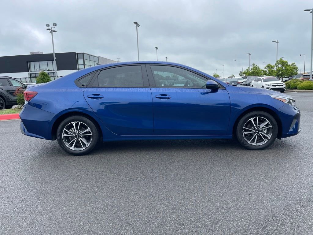 Used 2024 Kia Forte LXS FWD image 9