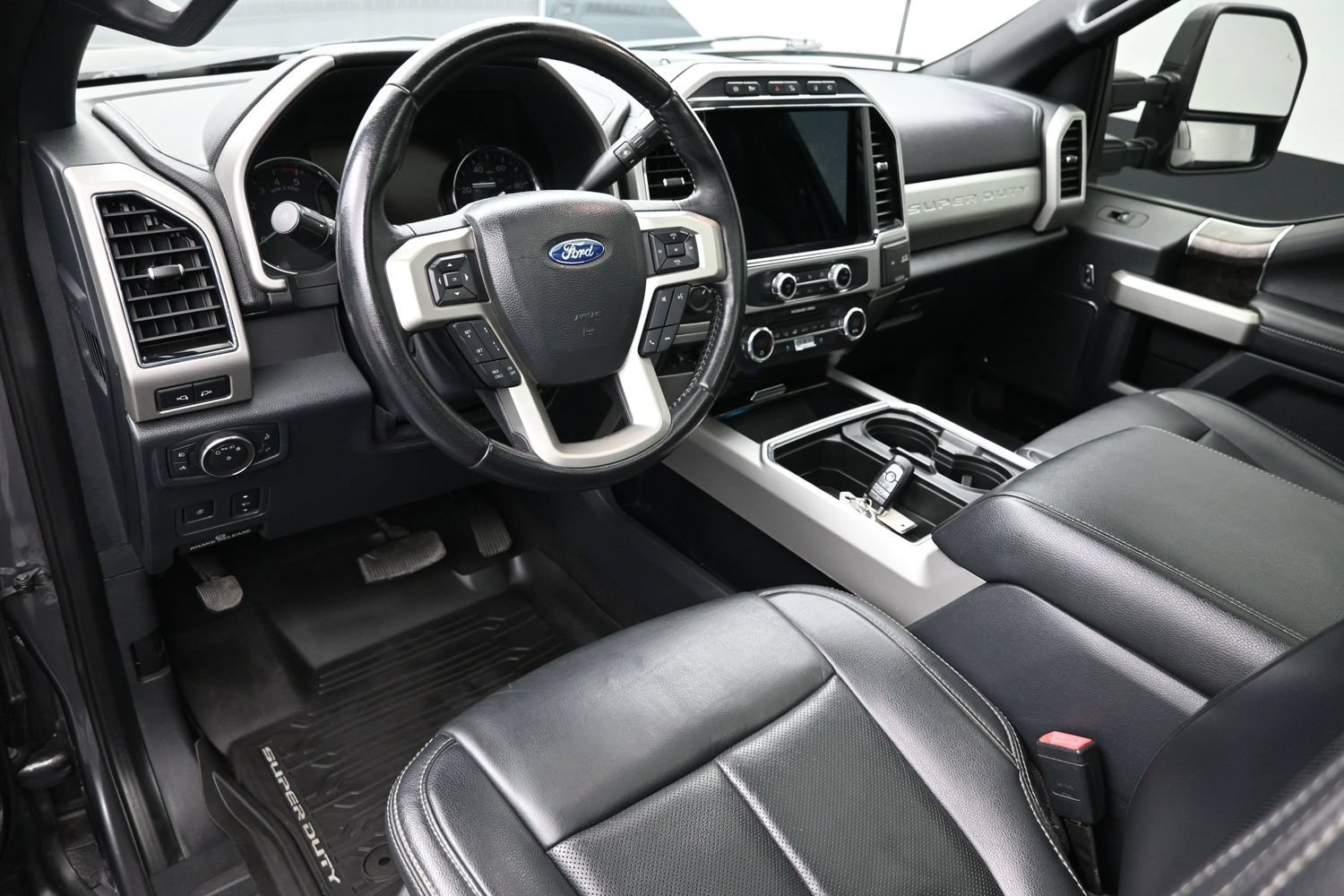 Used 2022 Ford F250 Lariat w/ Tremor Off-Road Package AWD/4WD image 22