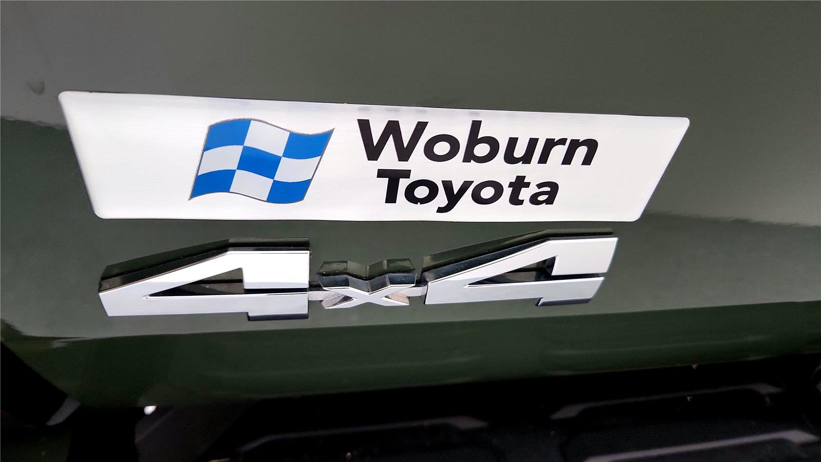 Used 2023 Toyota Tundra Limited AWD/4WD image 9