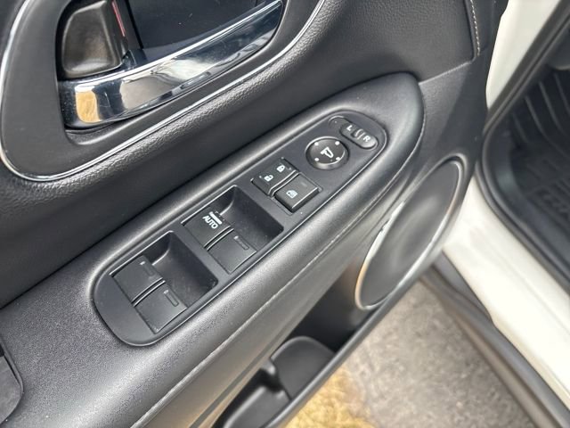 Used 2019 Honda HR-V EX-L image 11