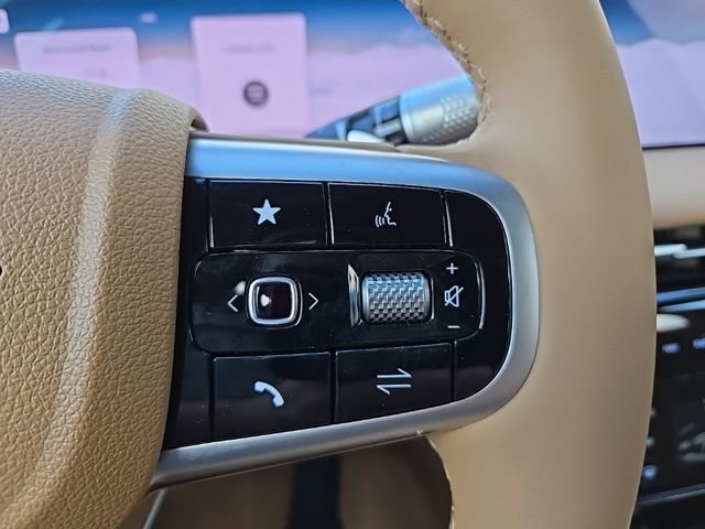 Used 2025 Genesis G80 2.5T image 30