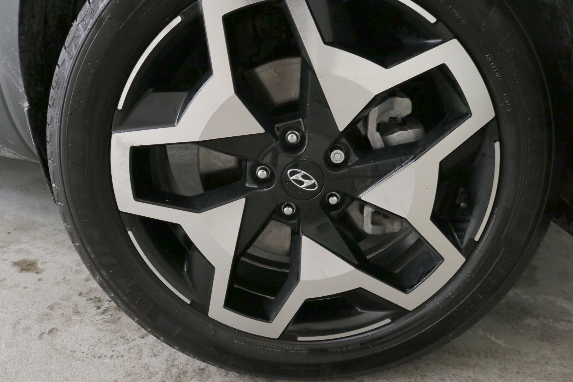 Used 2024 Hyundai Santa Cruz Limited image 29