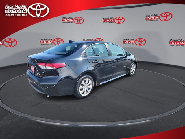 Used 2024 Toyota Corolla LE FWD image 8