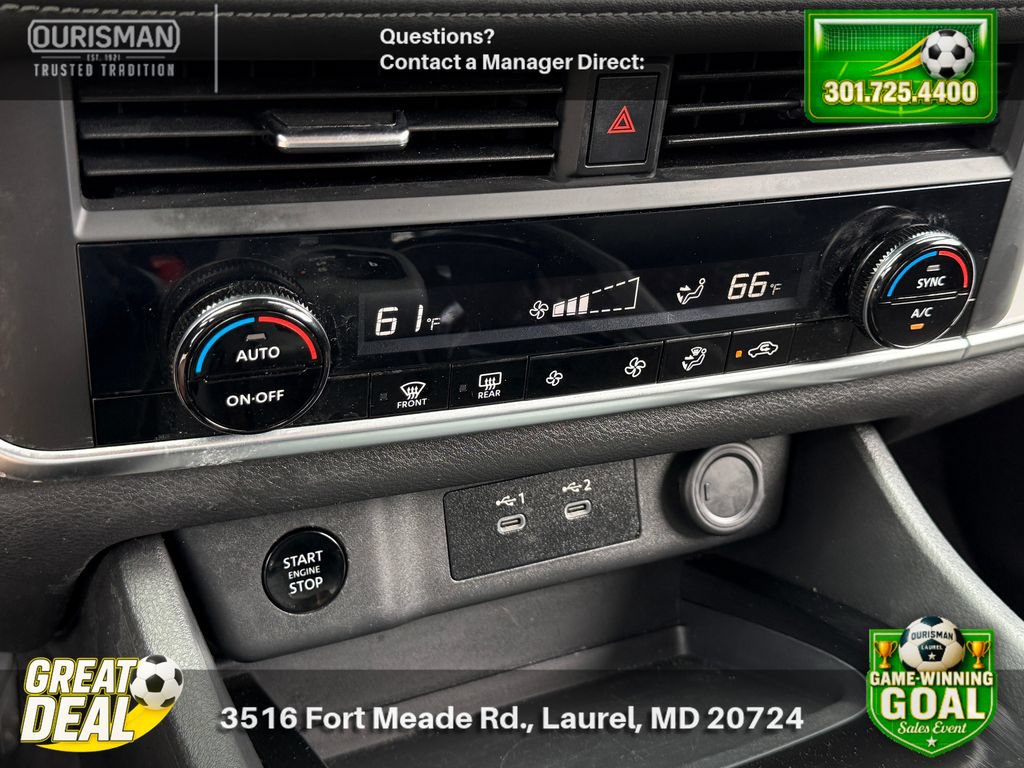 Used 2025 Nissan Rogue SV FWD image 25