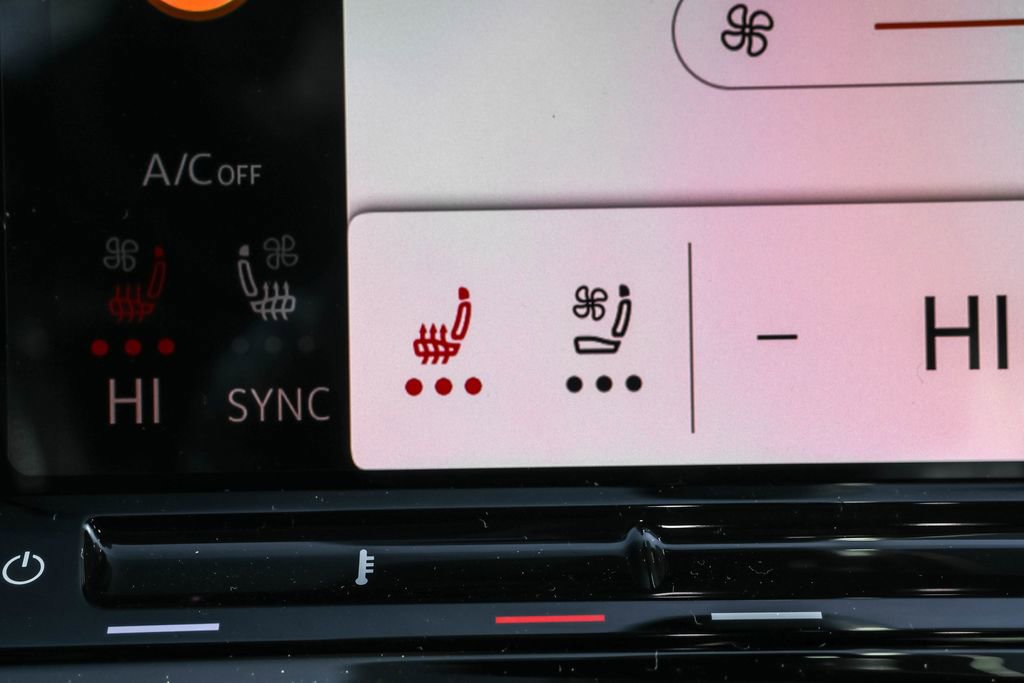 New 2026 Volkswagen Atlas Peak Edition image 30