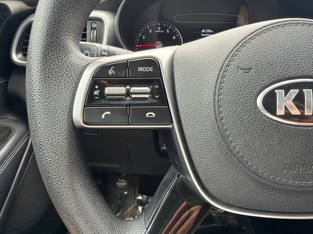 Used 2019 Kia Sorento AWD V6 image 12