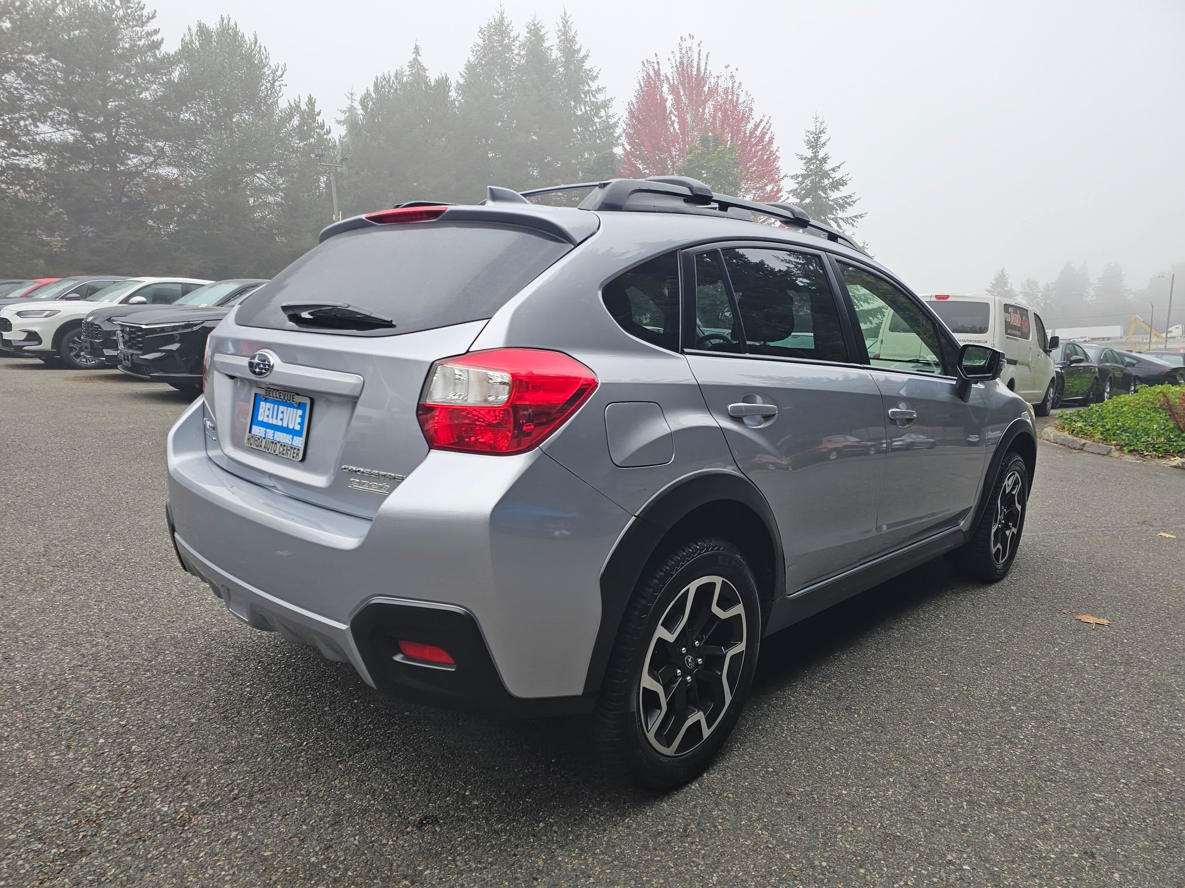 Used 2016 Subaru Crosstrek 2.0i Limited AWD/4WD image 8