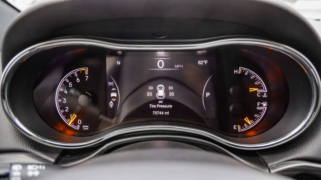 Used 2019 Jeep Grand Cherokee Limited w/ Luxury Group II RWD image 28