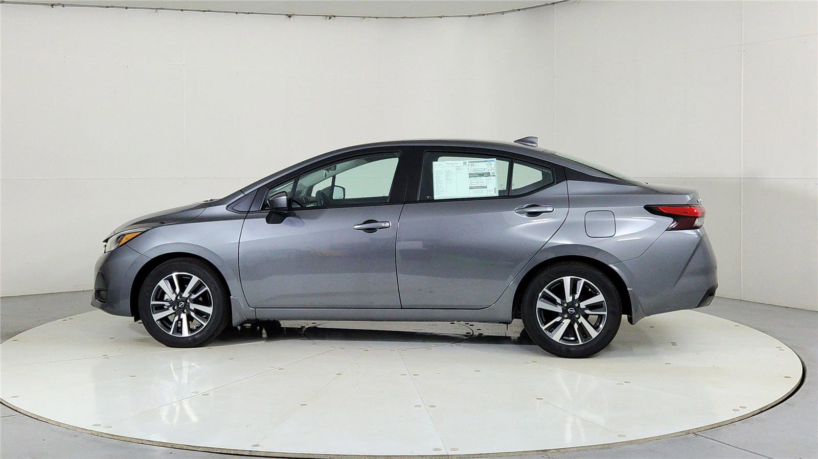 New 2025 Nissan Versa SV w/ Trunk Package image 4