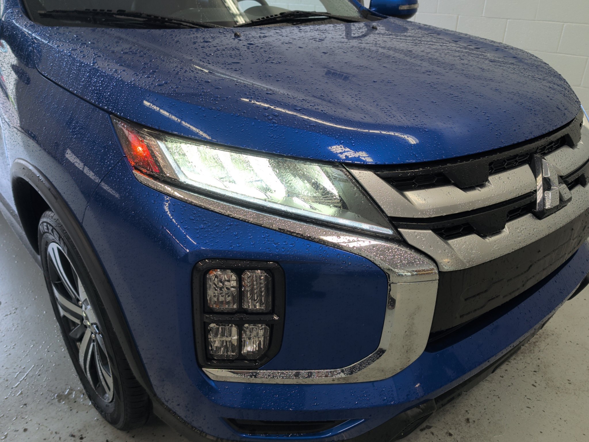 Used 2025 Mitsubishi Outlander Sport ES AWD/4WD image 5