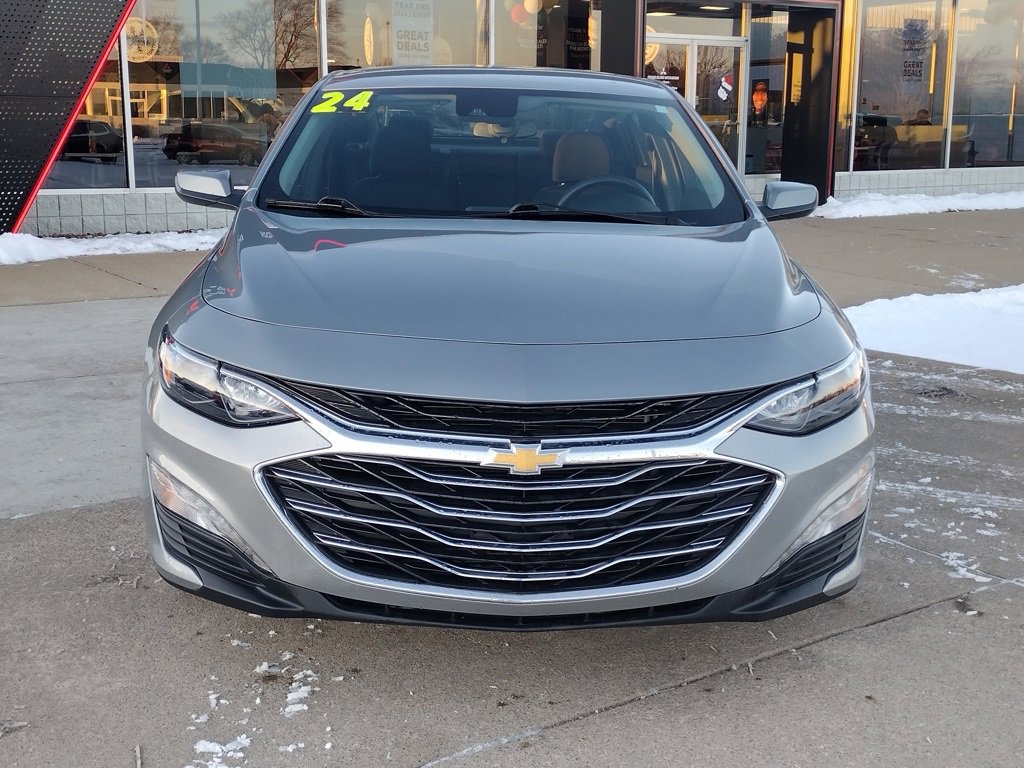 Used 2024 Chevrolet Malibu LT image 10