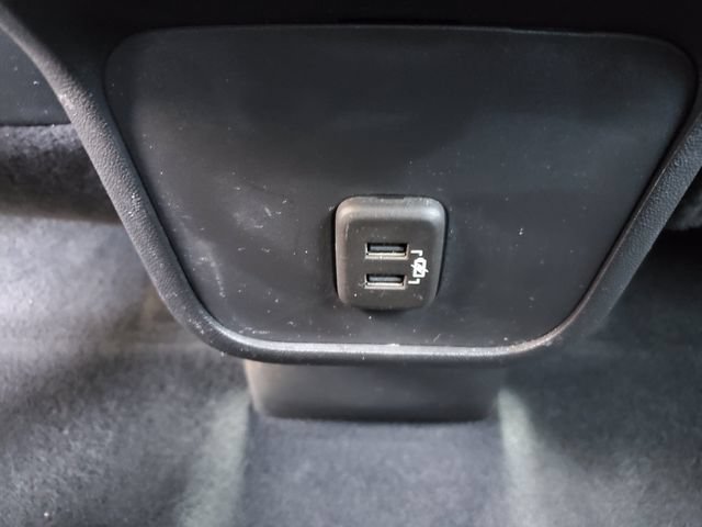 Certified 2020 Chevrolet Equinox LT w/ Midnight Edition AWD/4WD image 17