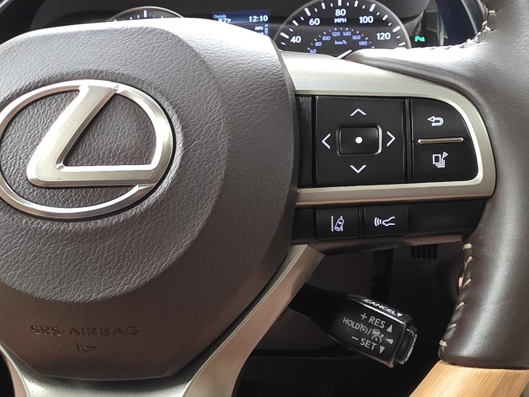 Used 2018 Lexus RX 450h AWD w/ Premium Package image 34