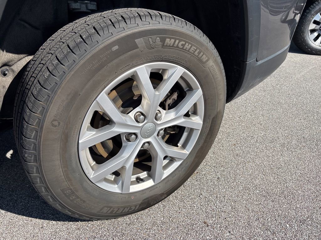 Used 2021 Jeep Grand Cherokee L Limited image 15