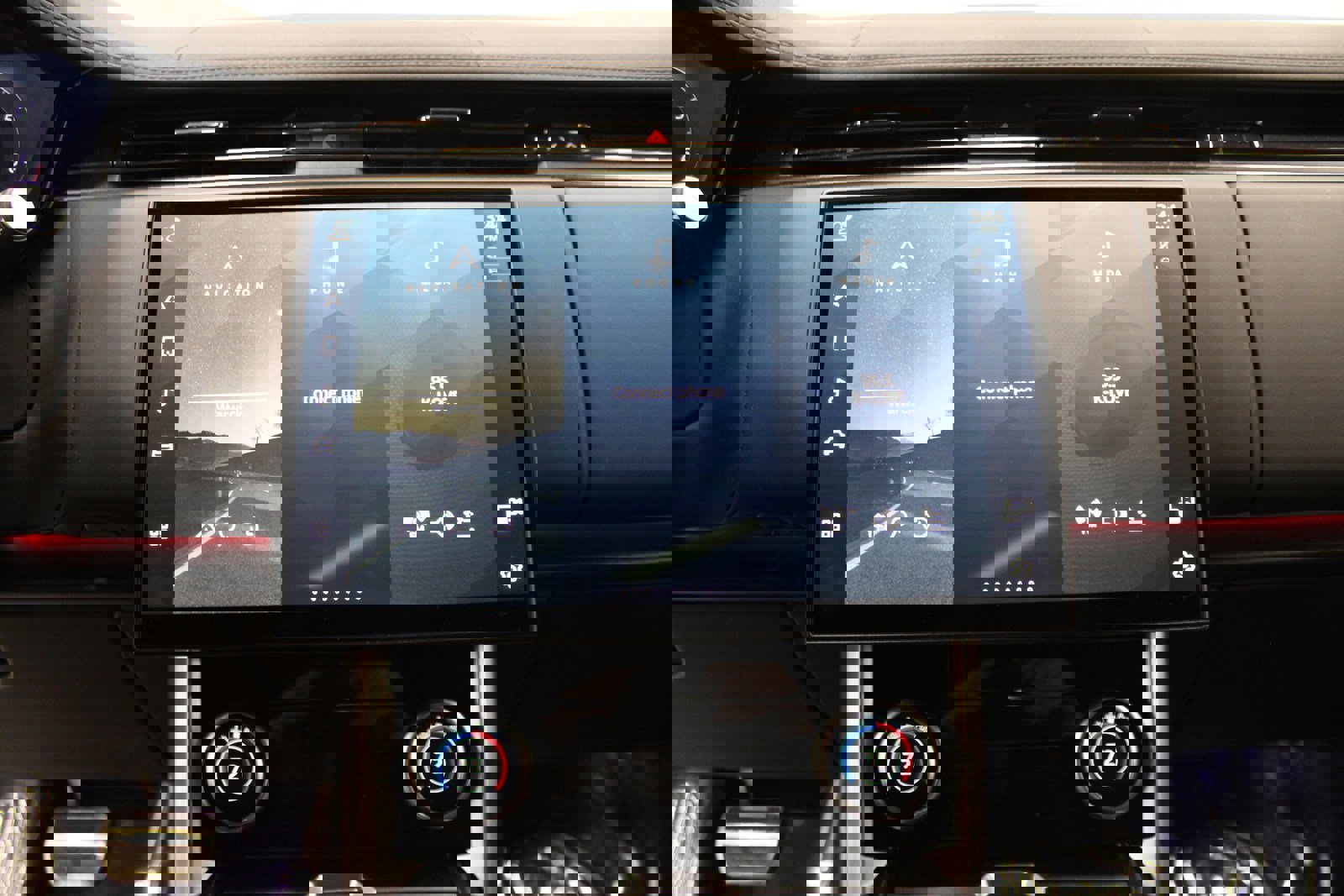 Used 2023 Land Rover Range Rover SE image 29