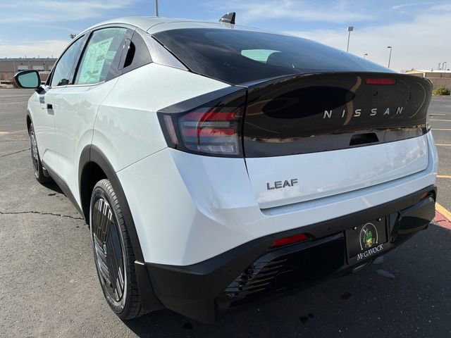New 2026 Nissan Leaf image 4