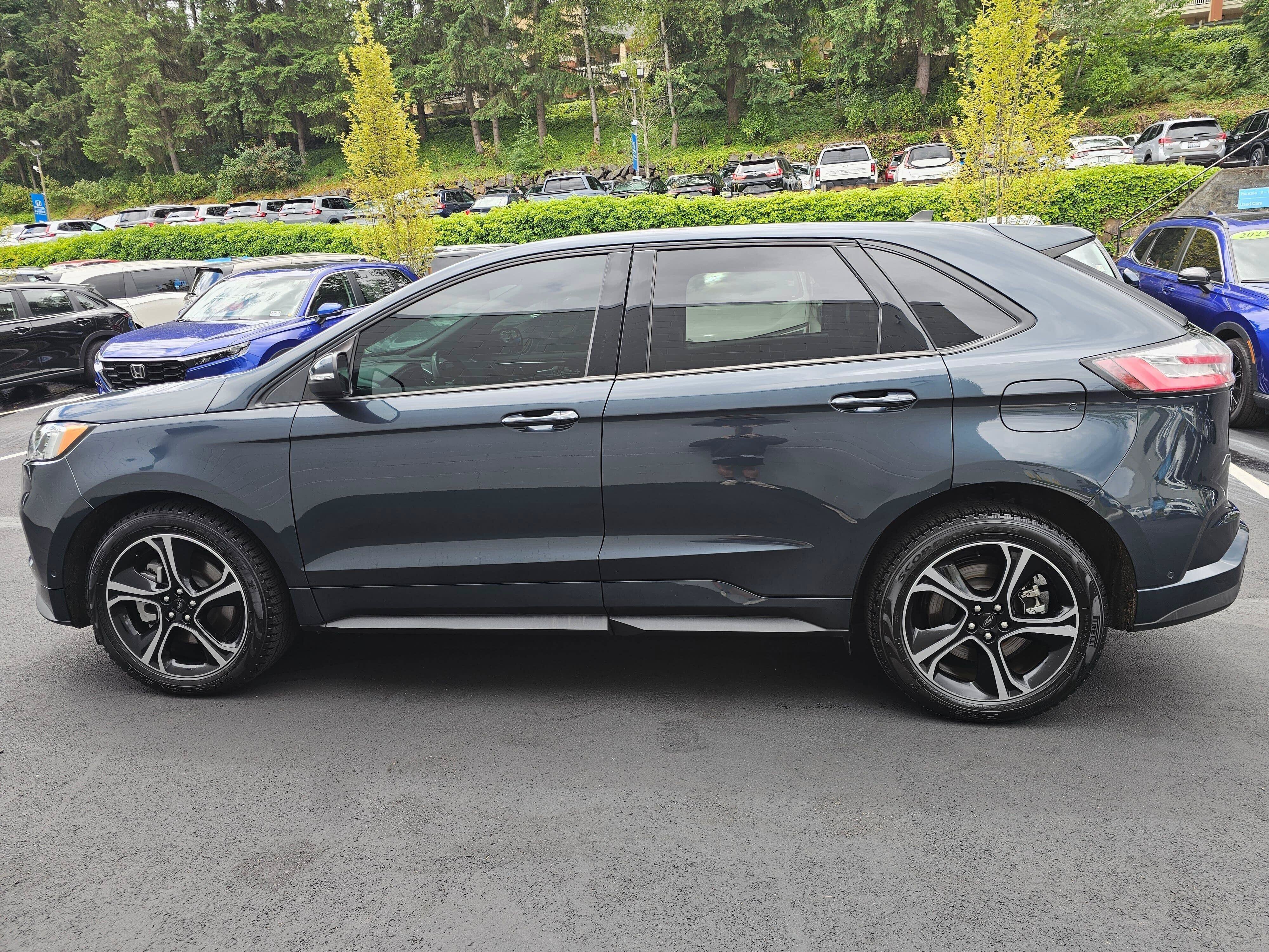 Used 2022 Ford Edge ST w/ Equipment Group 401A AWD/4WD image 4