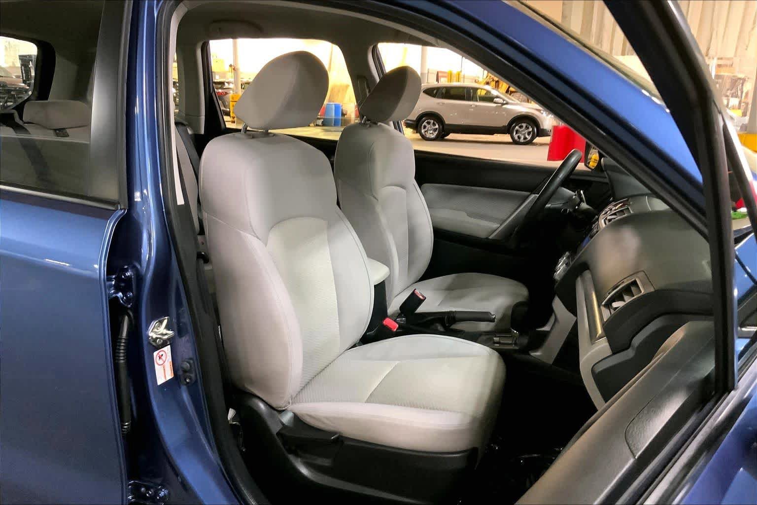 Used 2017 Subaru Forester 2.5i w/ Alloy Wheel Package AWD/4WD image 9