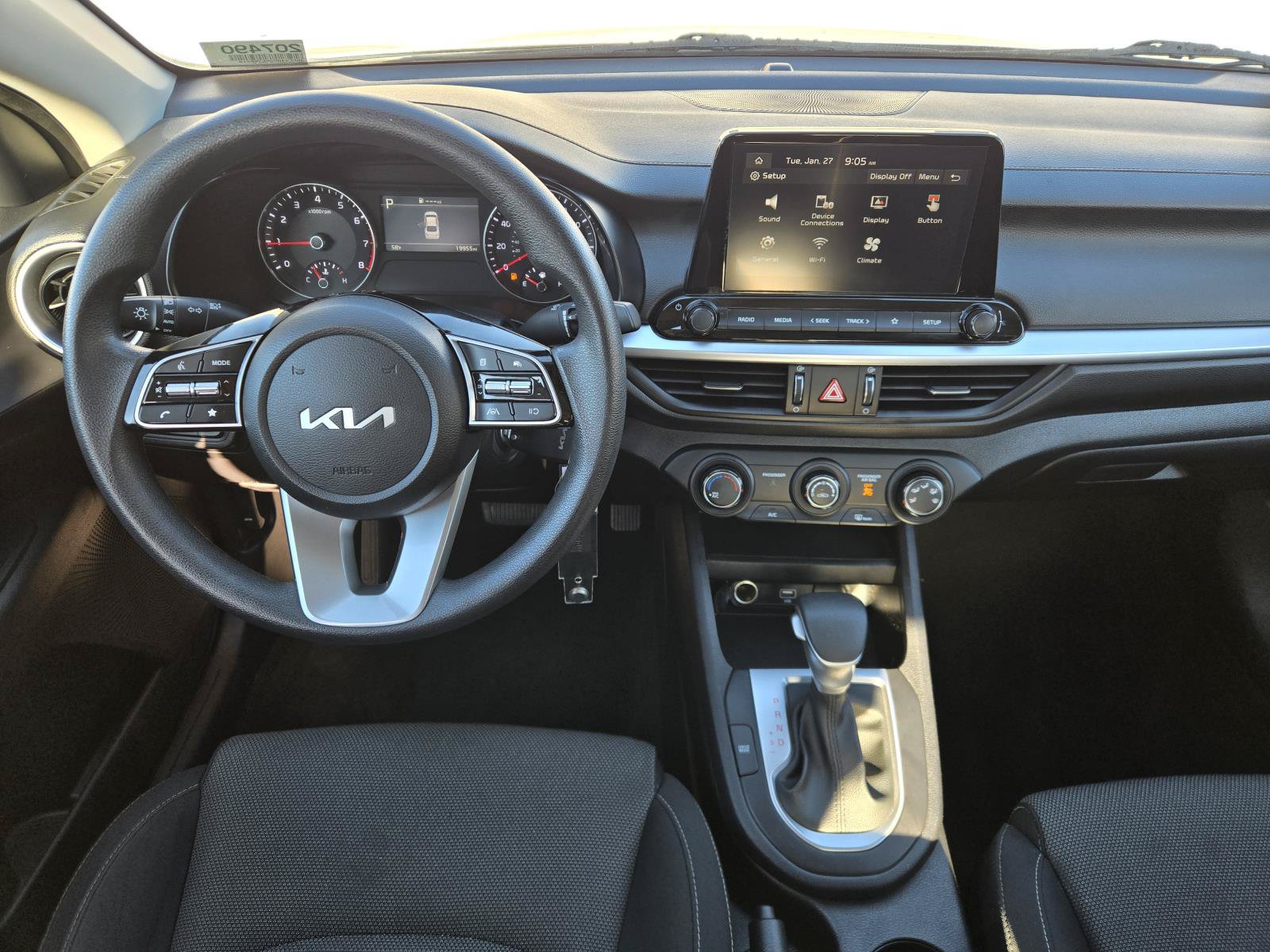 Used 2024 Kia Forte LXS w/ LXS Technology Package FWD image 6