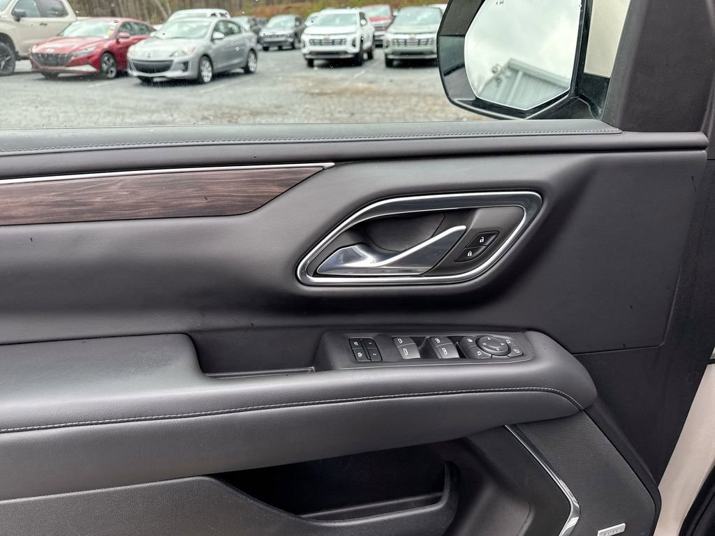 Used 2023 Chevrolet Tahoe Z71 w/ Off-Road Capability Package image 15