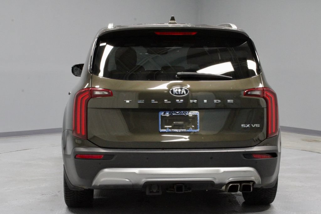 Used 2021 Kia Telluride SX w/ Towing Package FWD image 11