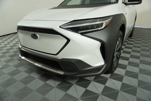 Used 2024 Subaru Solterra Premium w/ Premium Package image 10