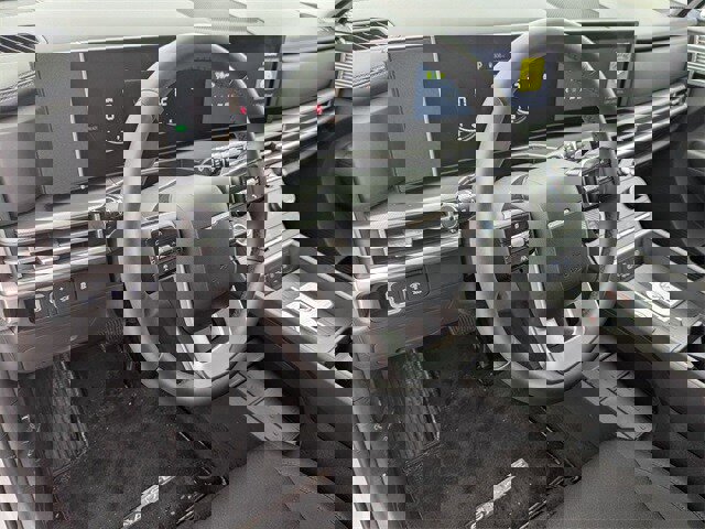 Certified 2026 Hyundai Santa Fe SE image 7