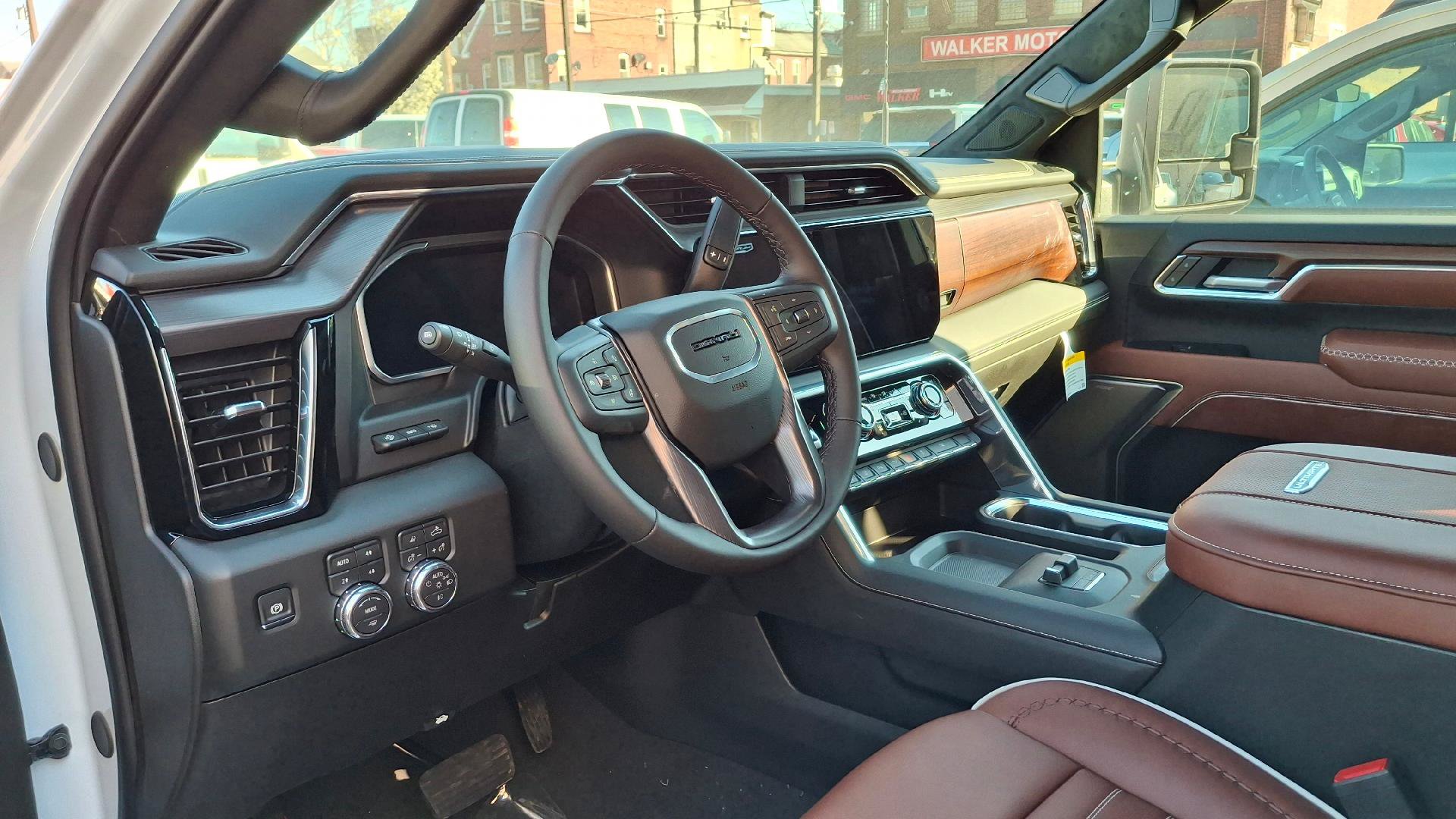 New 2026 GMC Sierra 3500 Denali Ultimate AWD/4WD image 7