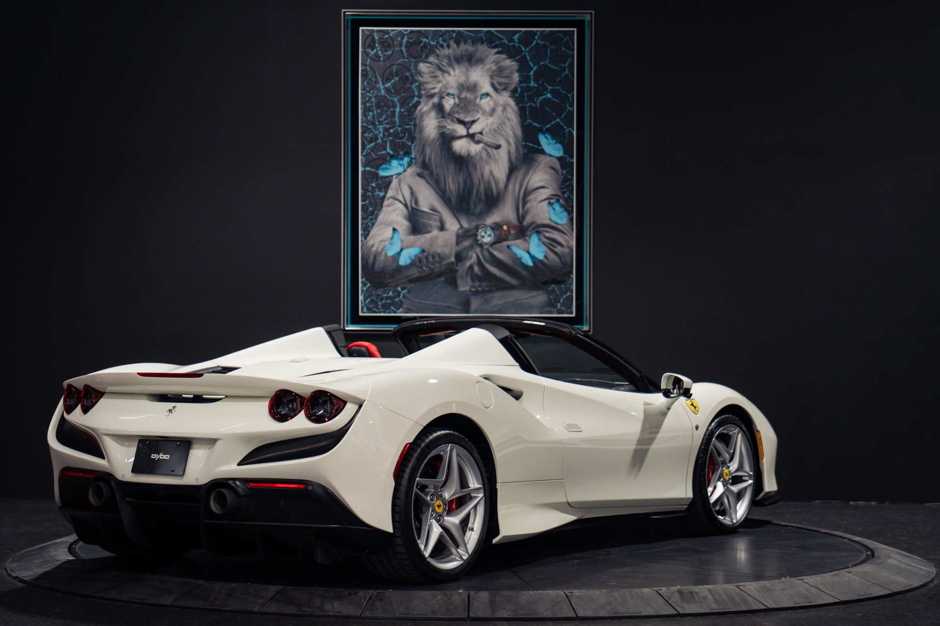 Used 2023 Ferrari F8 Tributo RWD image 41