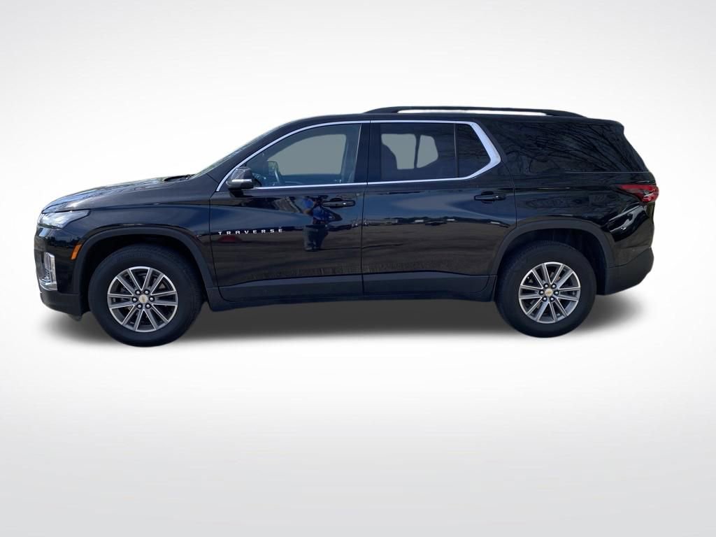 Used 2023 Chevrolet Traverse LT FWD image 3
